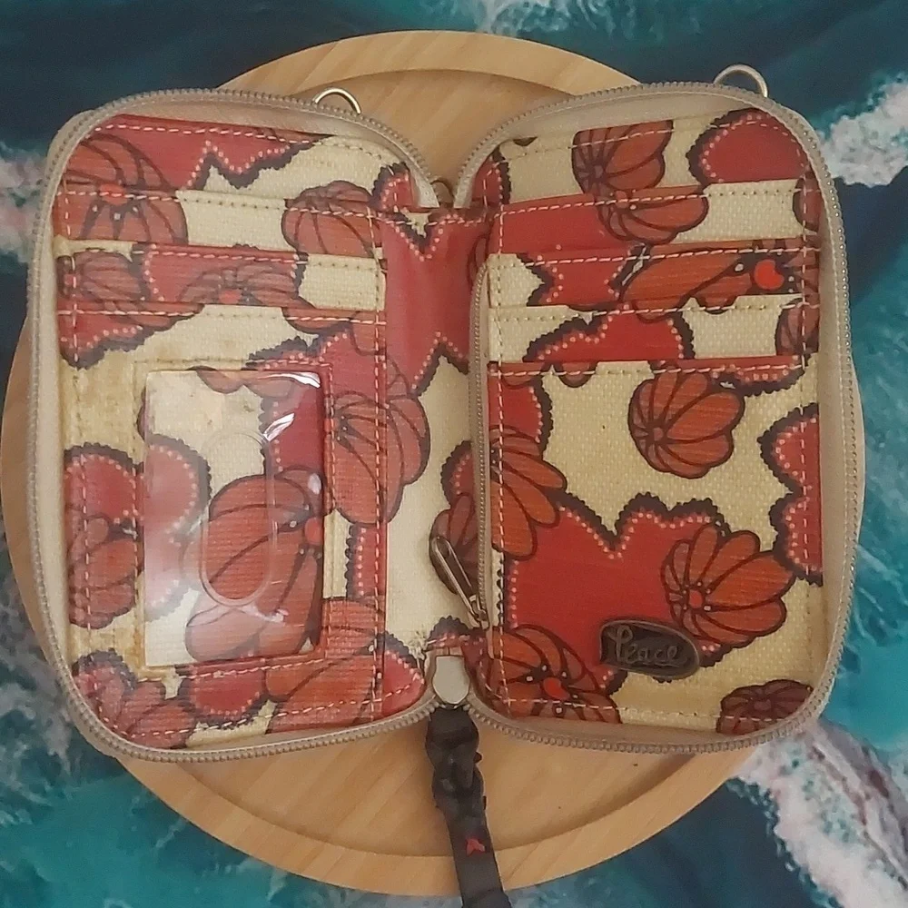 SakRoots Artistic Bird Print Wallet